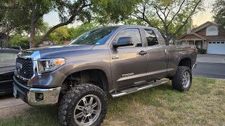 8 Inch lift Tundra w 35s [upl. by Kuo]