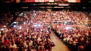 Florencia Paz  Amuleto  Apertura de Los Manseros Santiagueños en el Estadio Luna Park [upl. by Zebedee302]