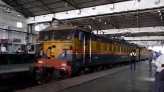 Extremely Rare Container rake passing through Ghansoli station of Harbour Line [upl. by Gearard]