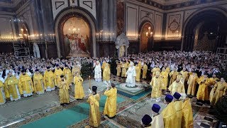 Orthodox Christmas Eve mass in Moscows Cathedral of Christ the Saviour [upl. by Reivaxe]