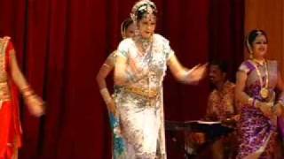 Lavani dancer Priyanka Shetty coming to Singapore [upl. by Hooke]