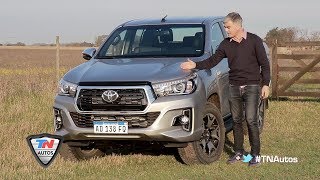 Toyota Hilux 2019 SRX 4x4 aut  Minitest  Matías Antico  TN Autos [upl. by Hock842]