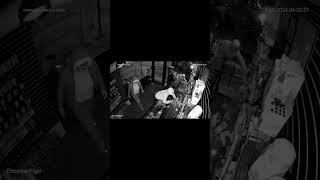 Burglars caught on camera breaking into Chicago smoke shop [upl. by Ailiec8]