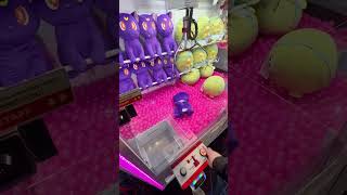 A Real Hack To Win From Claw Machines [upl. by Davidson]