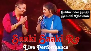 Saki Saki Re  Sukhwinder Singh and Sunidhi Chauhan performance in a show viral [upl. by Mirielle]