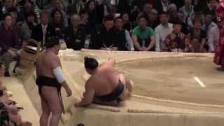 日馬富士 vs 稀勢の里 2015大相撲三月場所13日目 Harumafuji vs Kisenosato SUMO [upl. by Mayda980]