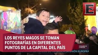 En la Ciudad de México miles de niños esperan la llegada de Los Reyes Magos [upl. by Broddie]