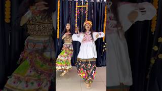 Kamariya Re Thari Kamariya  Navratri Special  Easy Garba Dance Steps  shorts ytshorts newsong [upl. by Rupert]