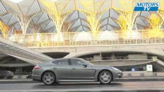 Porsche Panamera Hybrid S Salon auto Geneve 2011 [upl. by Taran]