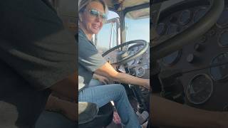 1986 Peterbilt 359 15sp corvette dash peterbilt caterpillar farmlife femaletrucker trucking ag [upl. by Jakie756]