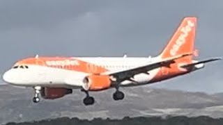 EasyJet landing into Glasgow airport warning very windy landing [upl. by Lawler]