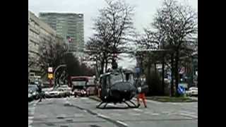 Rettungshubschrauber Bell UH1D SAR Bundeswehr Hamburg Notarzt [upl. by Molli]