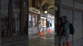 Venices San Marco Square Flooded Due to Intense Rainfall 🌧️🏛️💦 italy venice [upl. by Notloc27]