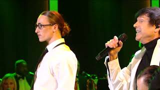 Sparks perform May we start at 47th César Awards 2022 [upl. by Ariada]