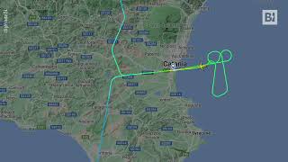 Aereo dirottato su Malta il pilota reagisce male e disegna un pene nei cieli [upl. by Haelahk493]