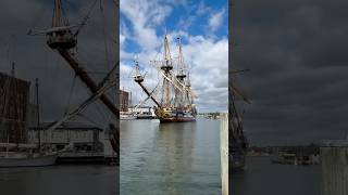 The Kalmar Nyckel heading through the Mystic Drawbridge tallship [upl. by Enelloc]