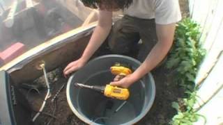 How To Hydroponics  S01E07 Flood Drain  Ebb amp Flow Setup [upl. by Nirra]