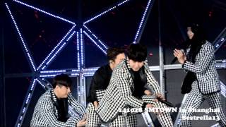 【Donghae Fancam】141018 SMTOWN Shanghai ～Shake it up～ Super junior [upl. by Sivatco]