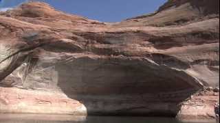 Weekend Explorer Lake Powell Houseboating Low Water Attractions [upl. by Eillit]