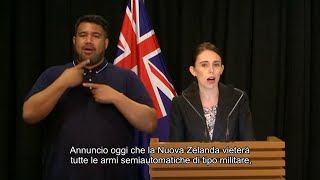 Strage Christchurch la premier neozelandese Jacinda Ardern quotVietata vendita di armi dassaltoquot [upl. by Joane801]