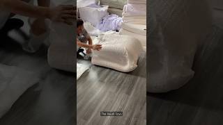 Blankets pack करने का गजब का idea🤯 Satisfying mattress folding shorts viral [upl. by Yggam]