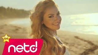 Hadise  Yaz Günü [upl. by Kerril]