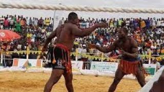 Issaka issaka vs Mahi Chakirou de Zinder lutte traditionnelle nigérienne 2024 [upl. by Eidoc251]