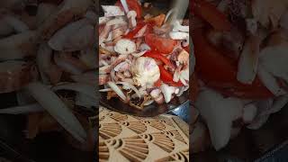 Poulpe Rôti et Mijoté aux Épices  Recette Maison comme au Bord de Mer 🐙🍅🔥 [upl. by Sualokcin]