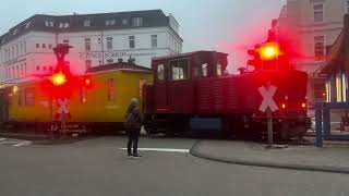 Bahnübergang Borkum Bismarkstraße [upl. by Inkster]