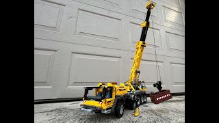 Mould King 13107 Technic Motorized Mobile Crane II [upl. by Aerdnaz]