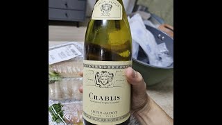 LOUIS JADOT CHABLIS 2022 [upl. by Olracnaig624]