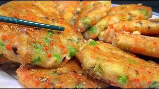 Instructions for making potato cakes with meat and vegetables [upl. by Airahs]