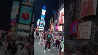 NYC Juggles 🗽 🏙️ juggling circus juggle nyc [upl. by Yniffit]