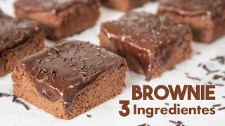 BROWNIES con 3 INGREDIENTES y SIN HORNO 🍫  5 minutos en el MICROONDAS [upl. by Nnainot]