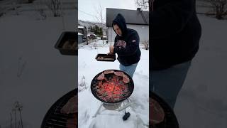 ASADO de BALLENA en la NIEVE en NORUEGA 🇳🇴 asado asadoargentino [upl. by Nairdad841]