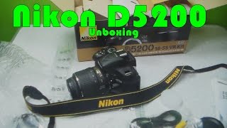 Unboxing Camera Nikon D5200 [upl. by Nylanna320]