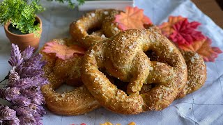 Pretzel fatti in casa soffici allinterno e croccanti allesterno [upl. by Rede907]