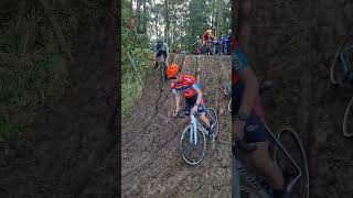 Diepe sleuven tijdens de eerste UCI Cross van 2024 Kleeberg Mechelen cycling cyclocross cross [upl. by Lough]