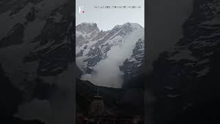 India Massive Avalanche Hits Gandhi Sarovar Behind Kedarnath Temple  Subscribe to Firstpost [upl. by Ordep]