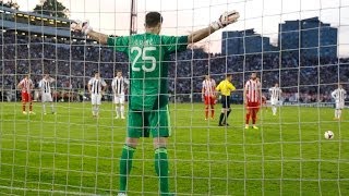 Evo vam Lukač   uživo odbranjeni penali  146 derbi Partizan  Zvezda 26042014 [upl. by Welch974]