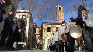 Pluja de caramels a Sarrià – Sant Gervasi [upl. by Akinert958]