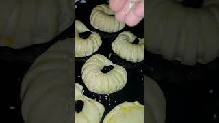 🥐Булочки с творогом 🥐❤️ дрожжевого тесто очень мягко детишки обожают [upl. by Lovash]