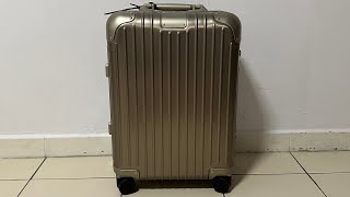 Rimowa Original Cabin S Titanium [upl. by Crescin]