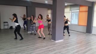 Shaabi Dance quotHalawet Roohquot  Bellydrop Training  Belly dance  Lia Verra [upl. by Nobell]