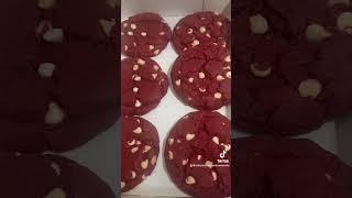 Red velvet cookies cookies whitechocolate fyp sacramento sogood foryou sharing dessert yum [upl. by Dal]