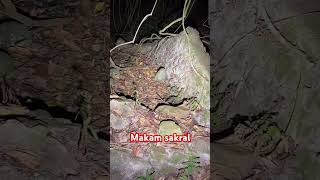 Makam sakral [upl. by Artus]