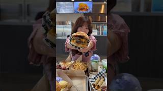 Eating Filipino Food Trying LUMPIA BURGER for the first time 🍔 filipinofood lumpia pinoyfood [upl. by Hintze]