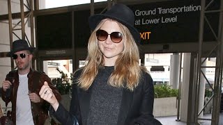 Natalie Dormer And Fiance Head To London After Golden Globes [upl. by Ecinue]