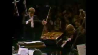 Stanislav Bunin plays Chopin Piano Concerto no 1 op 11  video 1985 [upl. by Oigroig920]