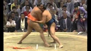 Takahanada vs Akebono  Nagoya 1991 貴花田 対 曙 [upl. by Oletha459]